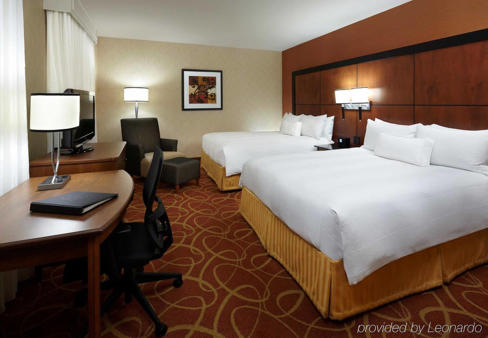 Marriott Downtown Hotel 4*